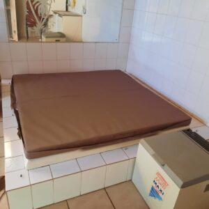 4 Seater Jacuzzi Cover